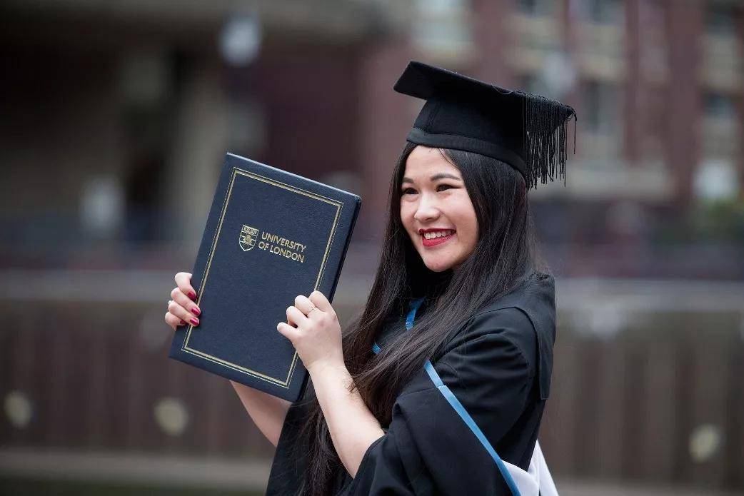 虽然雅思分数是英国名校选择学生的主要标准之一,但是电子科技大学英