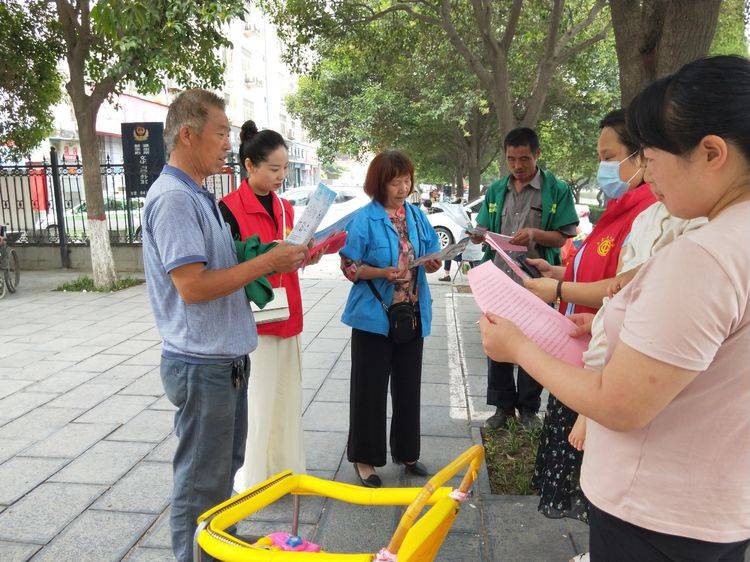 鞏義市新華路街道文化街社區開展禁毒宣傳教育活動