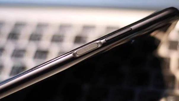 为荣耀x10让路华为销量王加速清仓128gb侧面指纹