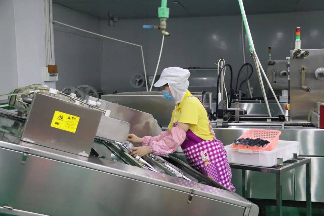 网红李子柒的下饭神器,原是福建南安这家企业在生产