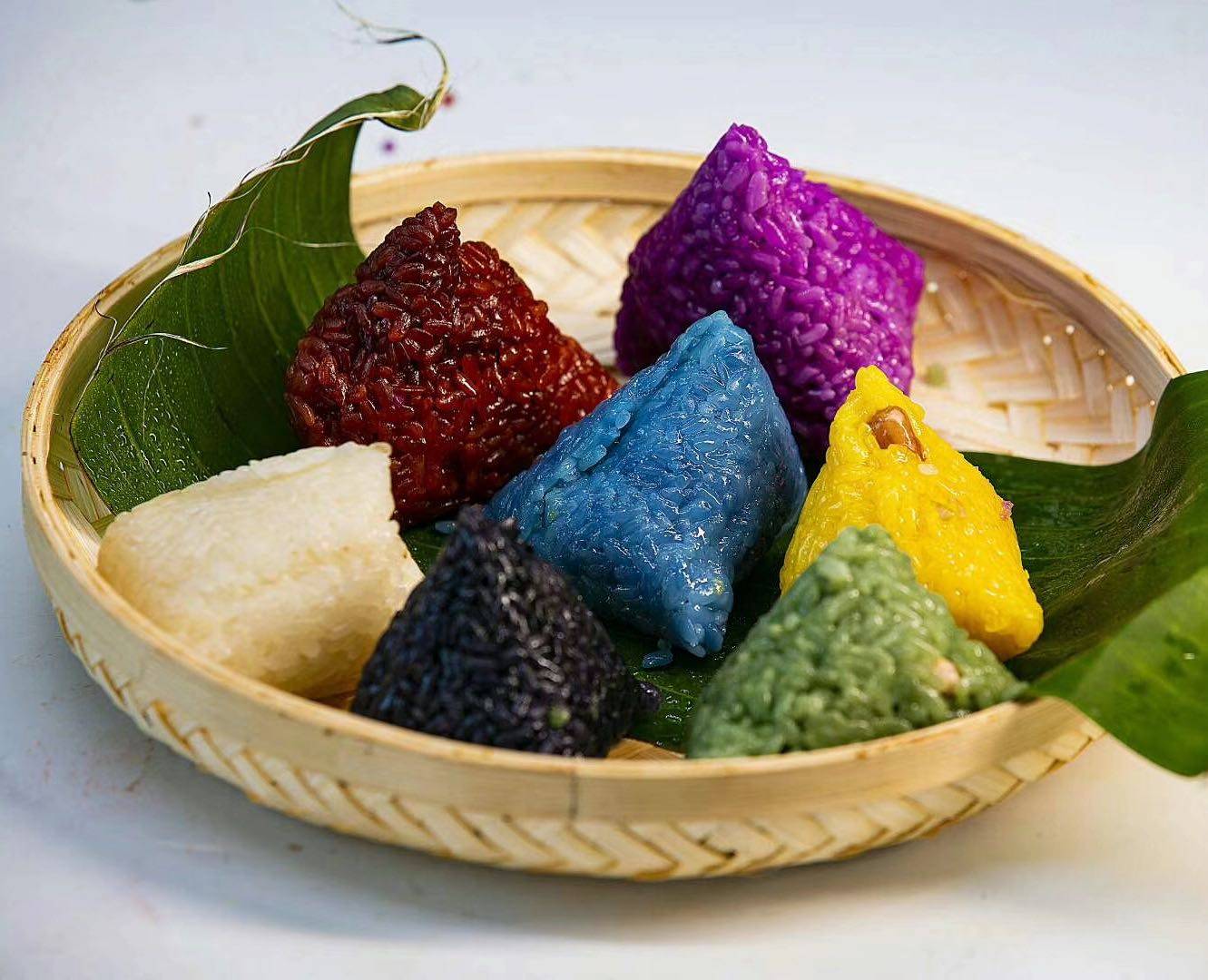 端午节来自彩云南的七彩棕子,味道颜值都不错