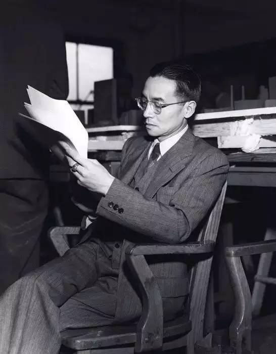 原创赵忠尧捧着50mg镭抵达清华时险些被门卫赶走校长也几乎认不出他