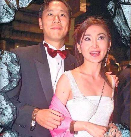 25年后,温碧霞与任达华的同框勾起影迷满满的回忆,网友:尴尬一幕出现