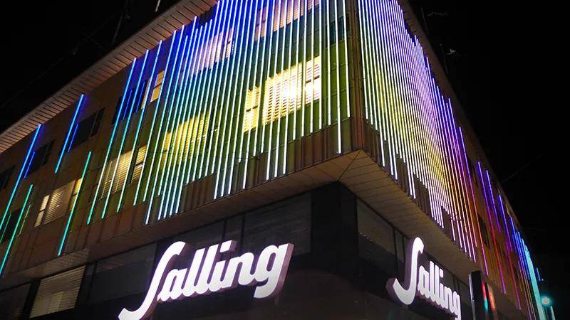 商业街亮化工程的外墙创意设计