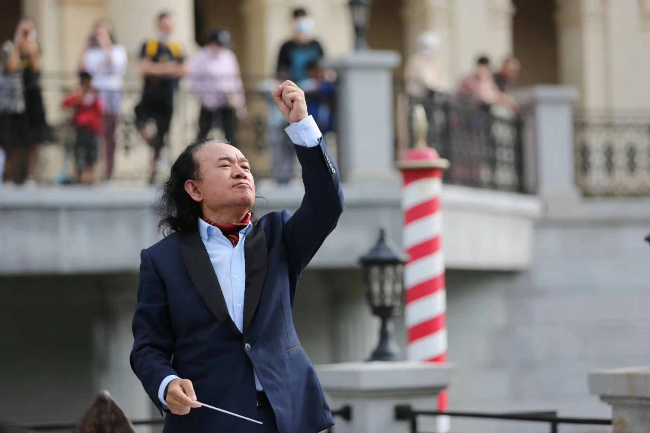 郑冰 来自搜狐网