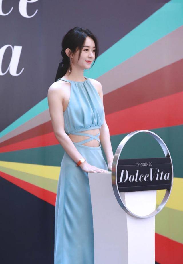 太前卫赵丽颖穿连衣裙挑战柳叶腰减肥过度差点瘦成纸片人