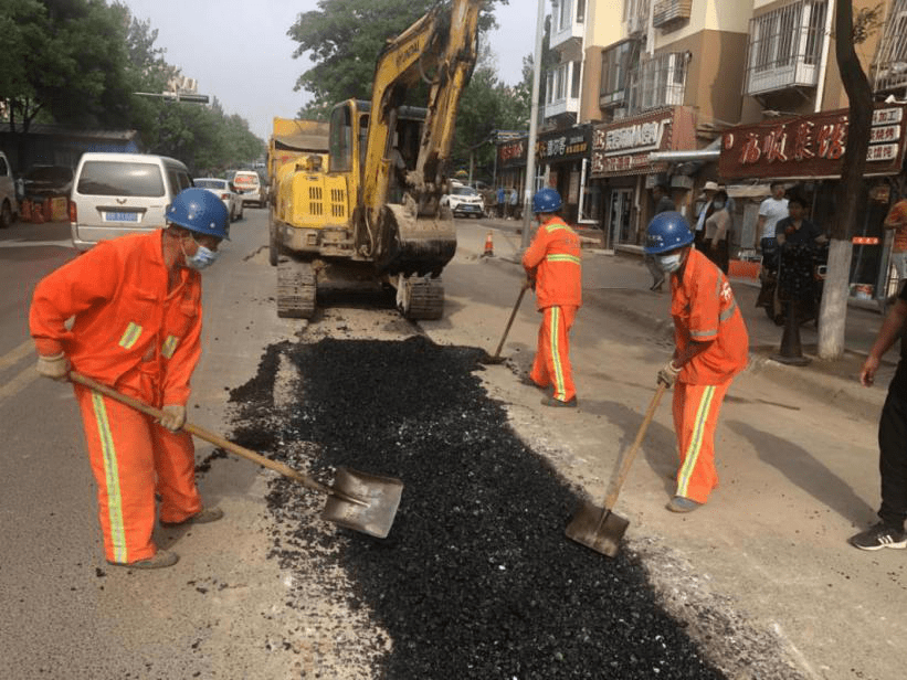 抢修道路保畅通 市北市政管线改造惠民生