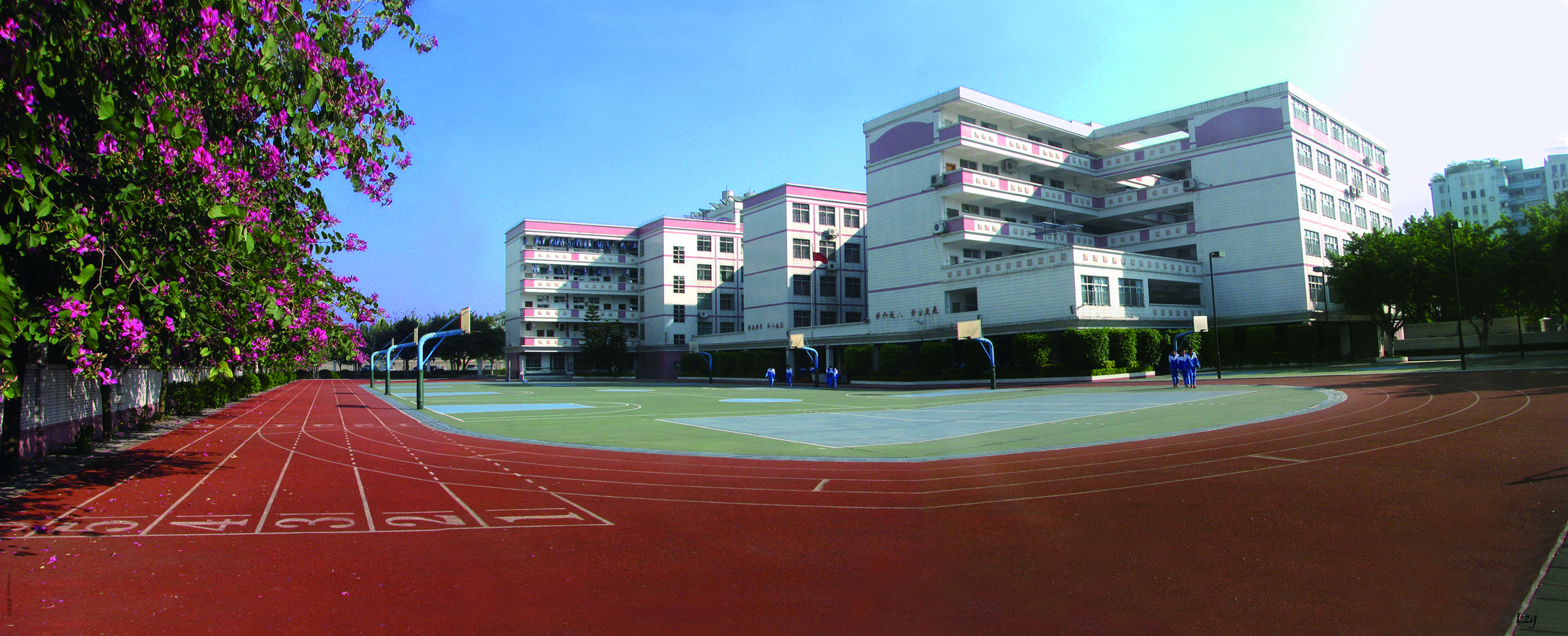 广州市天河中学 高中图片