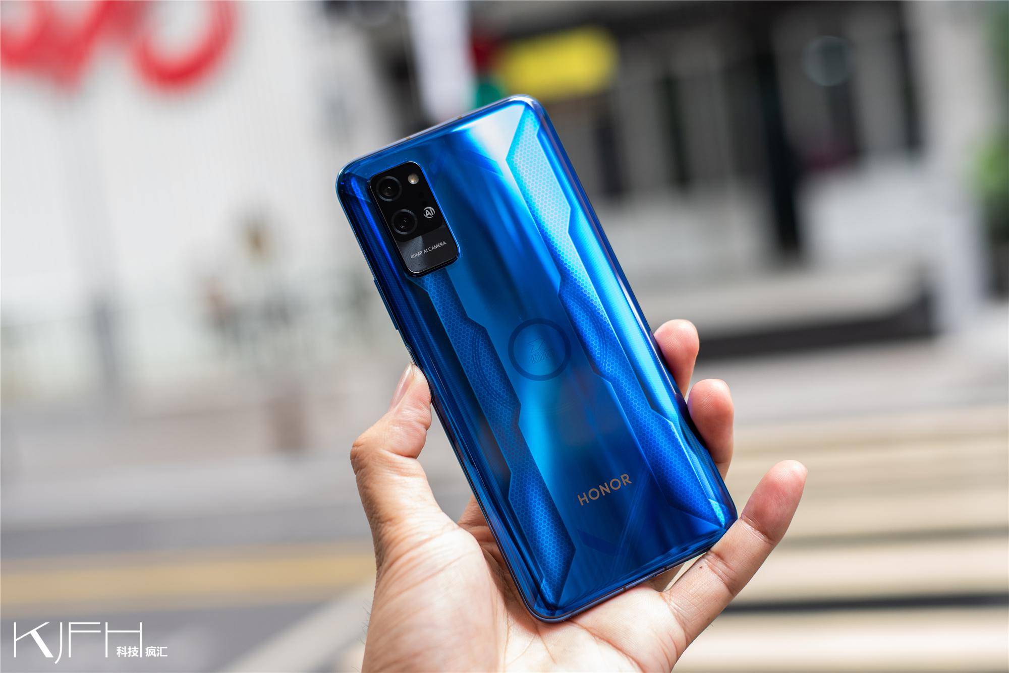 原创荣耀play4 pro体验:麒麟990 5g加持,年轻用户的全能旗舰手机