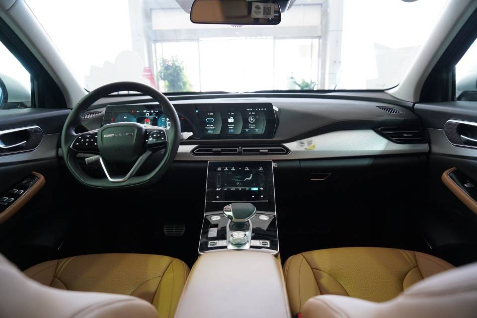 beijingx7实拍北汽集团新品牌设计焕然一新