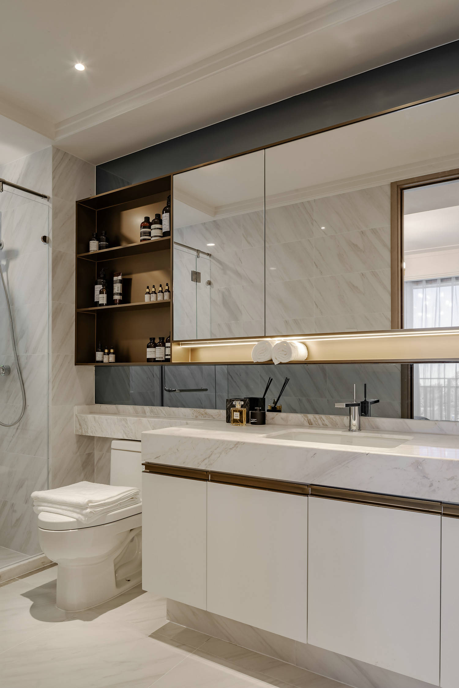 这样精致的两居室现代轻奢风时尚美观大气