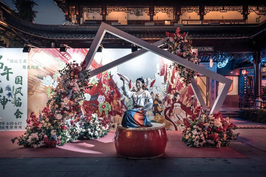 周杰伦全球首展沉浸式国潮体验大秀最近的活动真是一个比一个爆炸