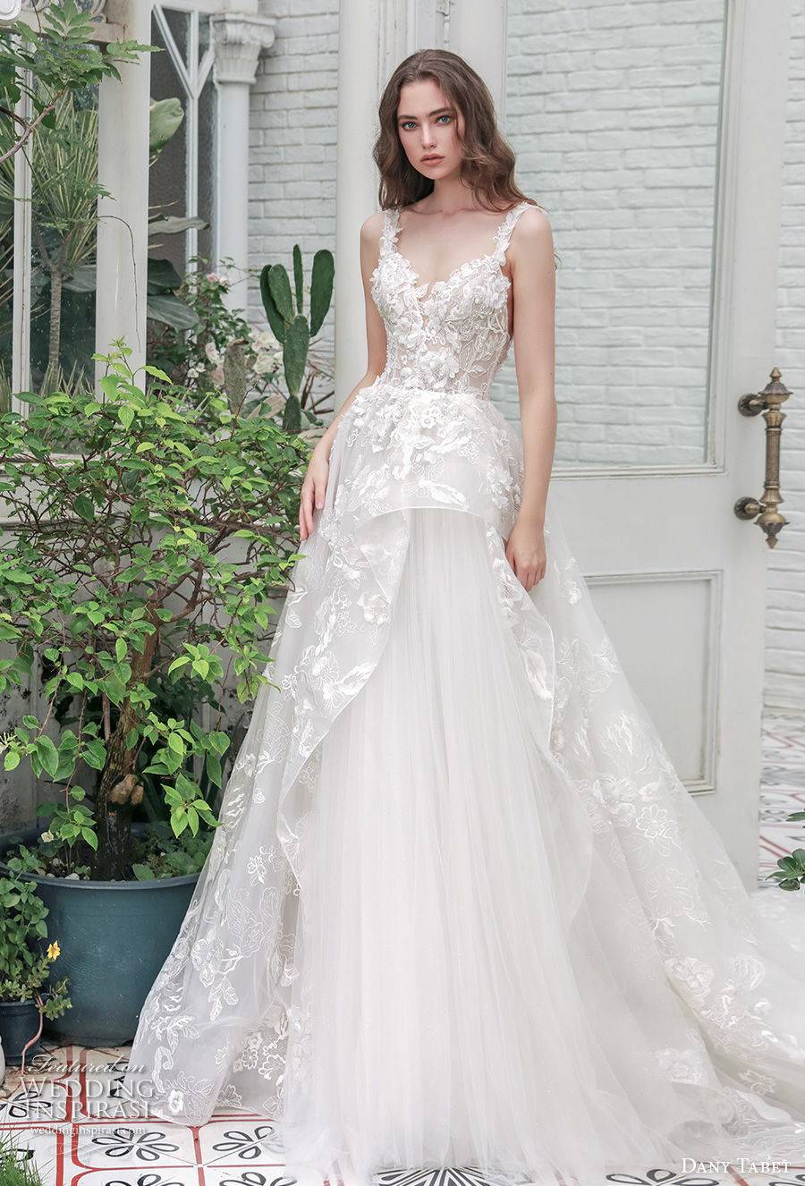 first look: dany tabet 2021"emerge"秋季婚纱 以海为灵感的虚幻元素