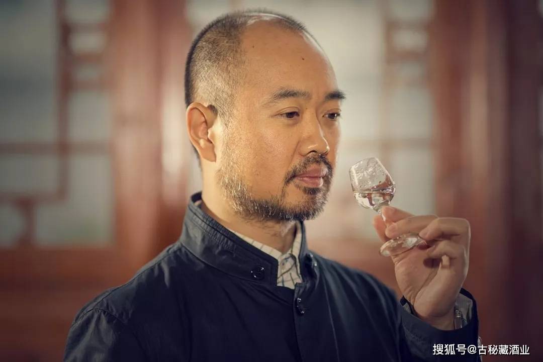 古秘藏青稞酒 | 喝酒与品酒:一字之差,相隔两界