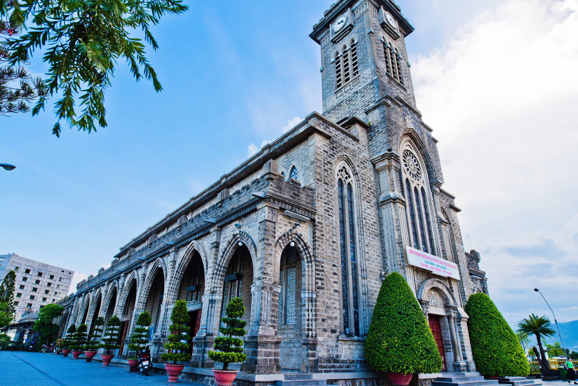 越南芽庄地标性建筑,拥有百年历史,充满法国风情,且不需要门票