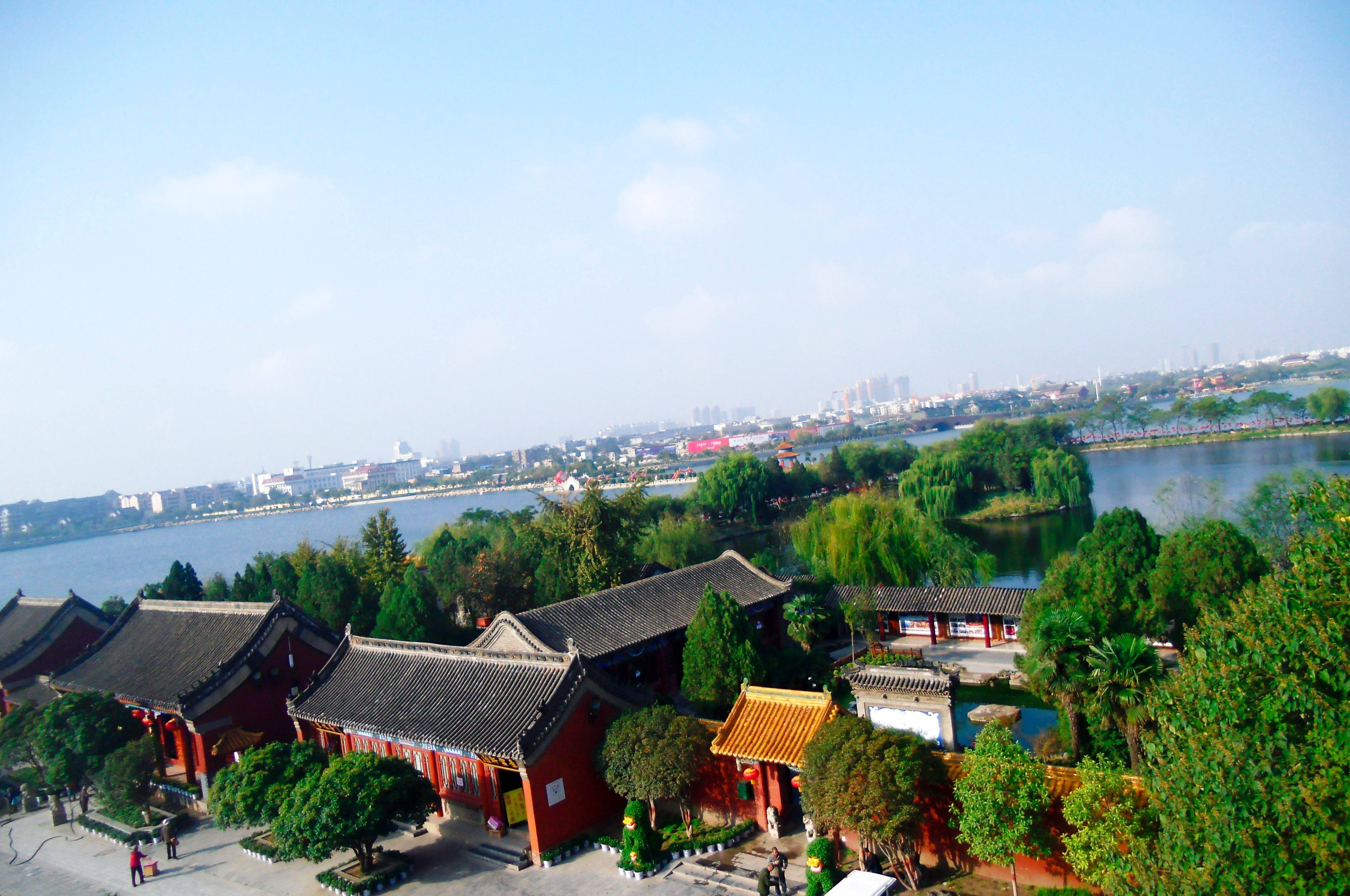 河南开封龙亭公园风光