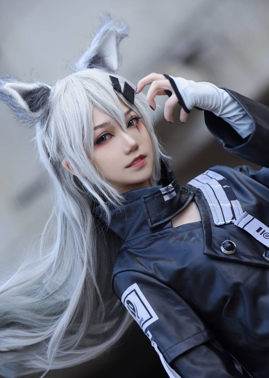 cosplay明日方舟拉普兰德影倾