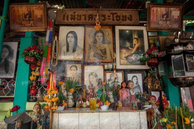泰国最有名的"阴庙",供奉的不是神佛,而是一个美丽女人_马戈