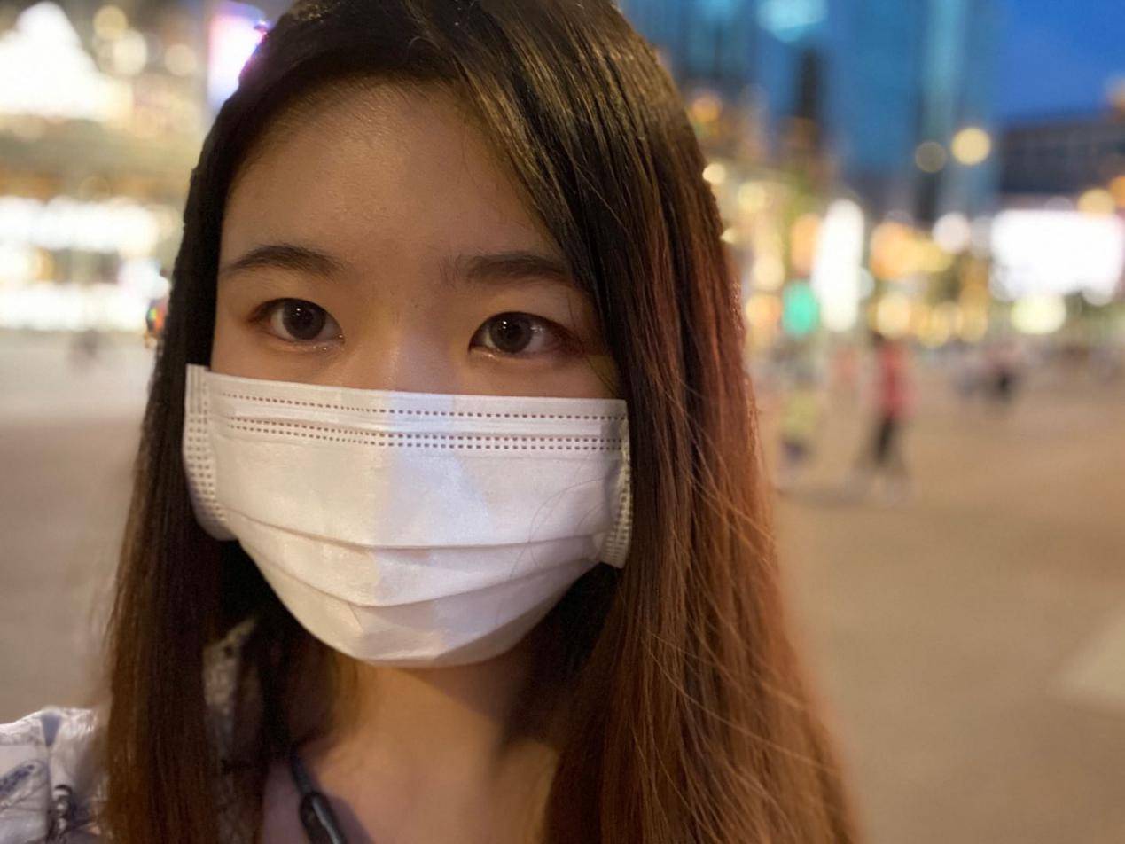 人来说,夏天夜间出行才是王道,吹着晚风享受繁华灯火,再留下一张自拍