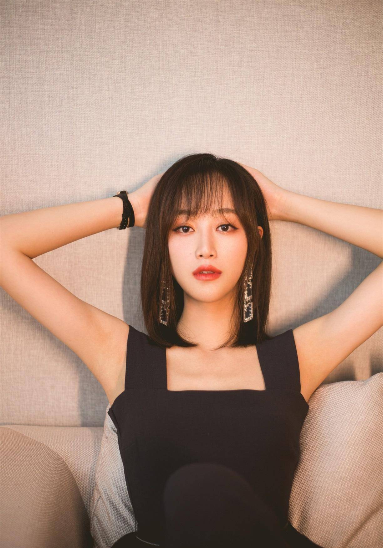 蓝盈莹自曝曾把李佳航打耳鸣,小细节意外被扒,宁静当场吓傻