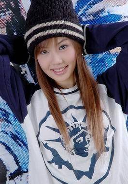 王贝凭借着自己优秀的唱功,一直去参加各种比赛,但是