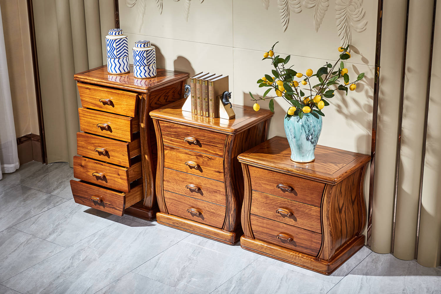 战盾住宅家具优质选材乌金木头层真皮组合家具