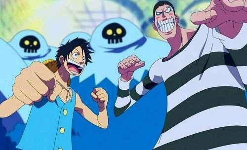 第一次是在阿拉巴斯坦篇中,为了掩护路飞,冯克雷利用自己模仿果实能力