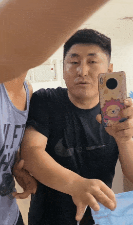 两男演员演电影没火,疑转行医闹博出位后清空微博_张喜来