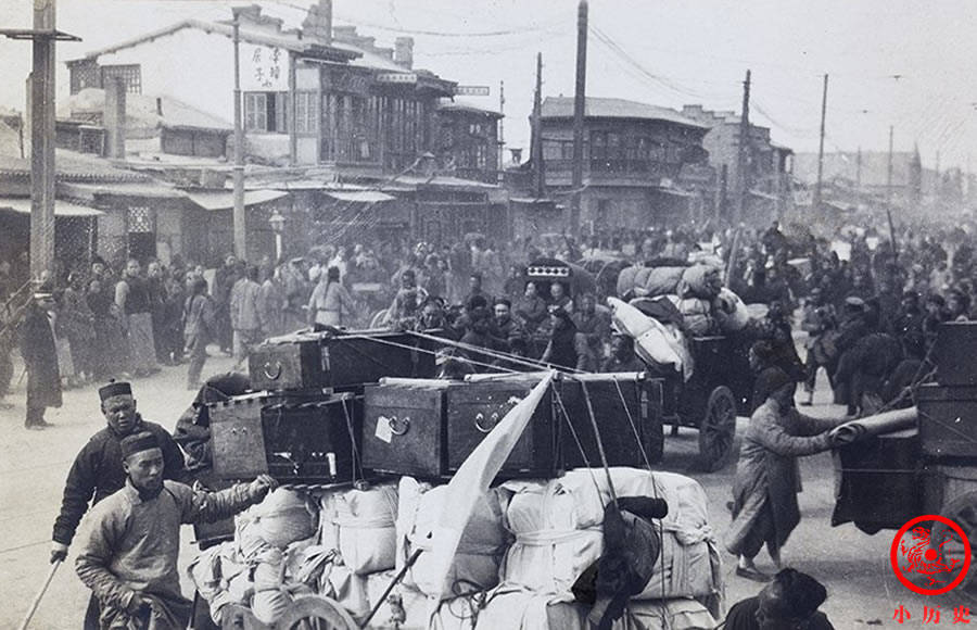 1912年,天津街头的混乱景象