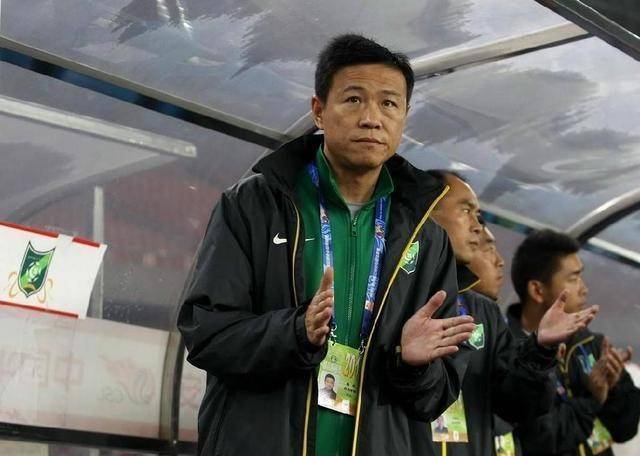 河南建业宫斗戏上演,主帅辞职嫡系遭遇清洗_王宝山