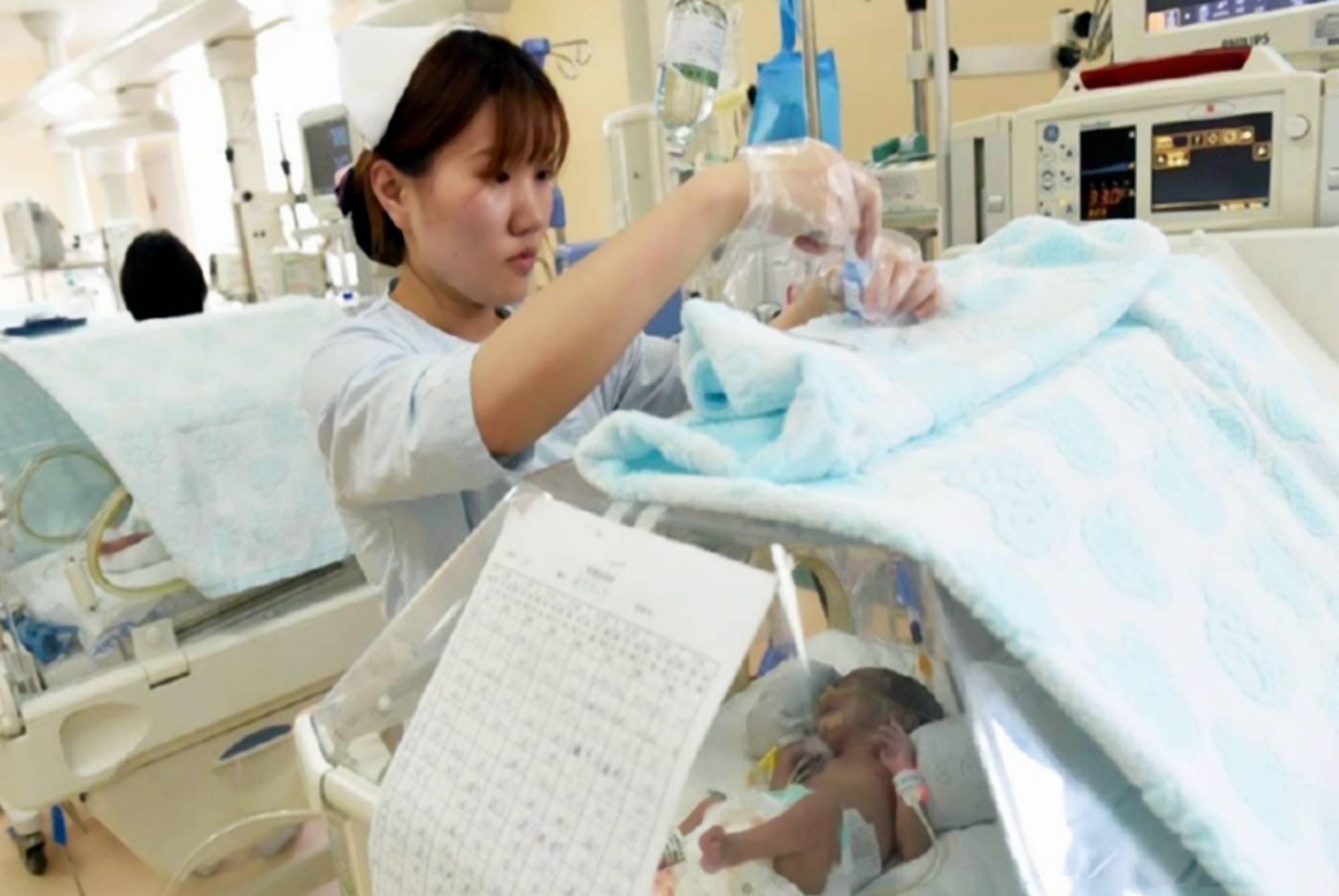 原创保温箱几个月花费百万?早产宝宝新家为啥租金昂贵?秘密一文讲清