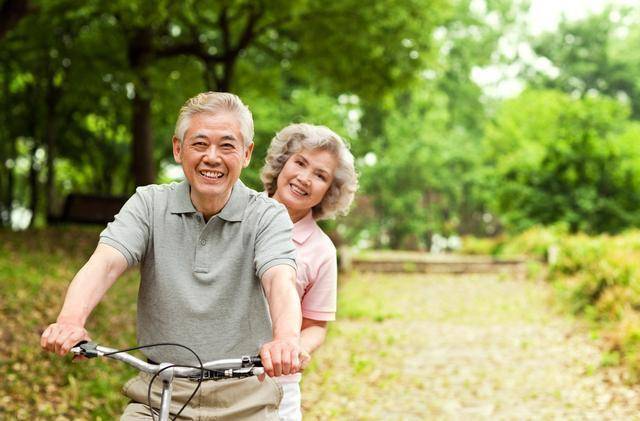 原創真正的晚年幸福並非靠子女而是靠這2樣東西趁早為自己準備