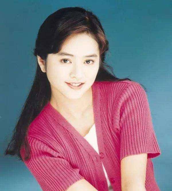 清纯女神叶蕴仪22岁嫁入千亿豪门为何成了大家口中的欲女