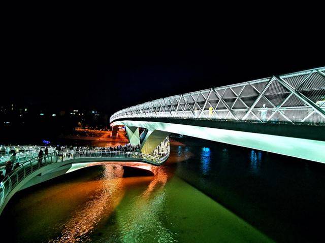 让您一路畅行天府之国_东门大桥