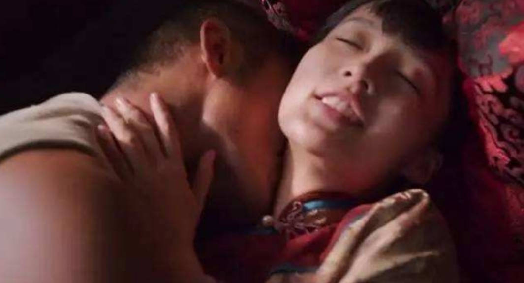 原创白鹿原白孝文将家产卖光只养田小娥让自己媳妇活活饿死