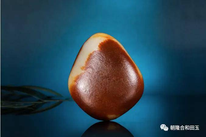 籽料中的贵族红皮料