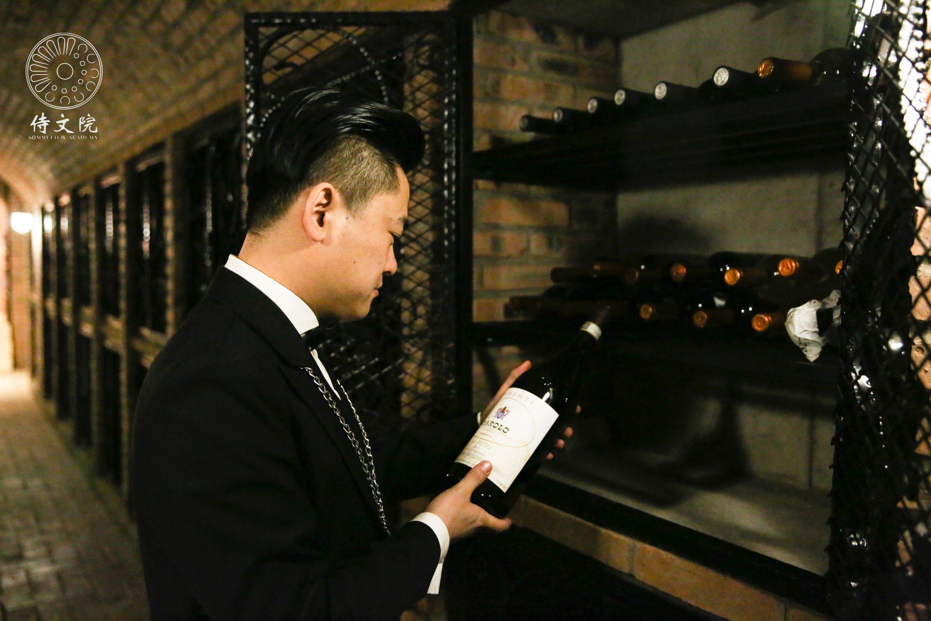 没听过侍酒师的柯南迷不配说自己懂葡萄酒!