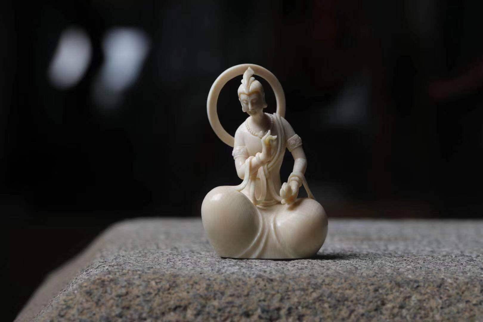 赤子猛犸猛犸制品一刀一槌坚守匠心一雕一凿恪守传承