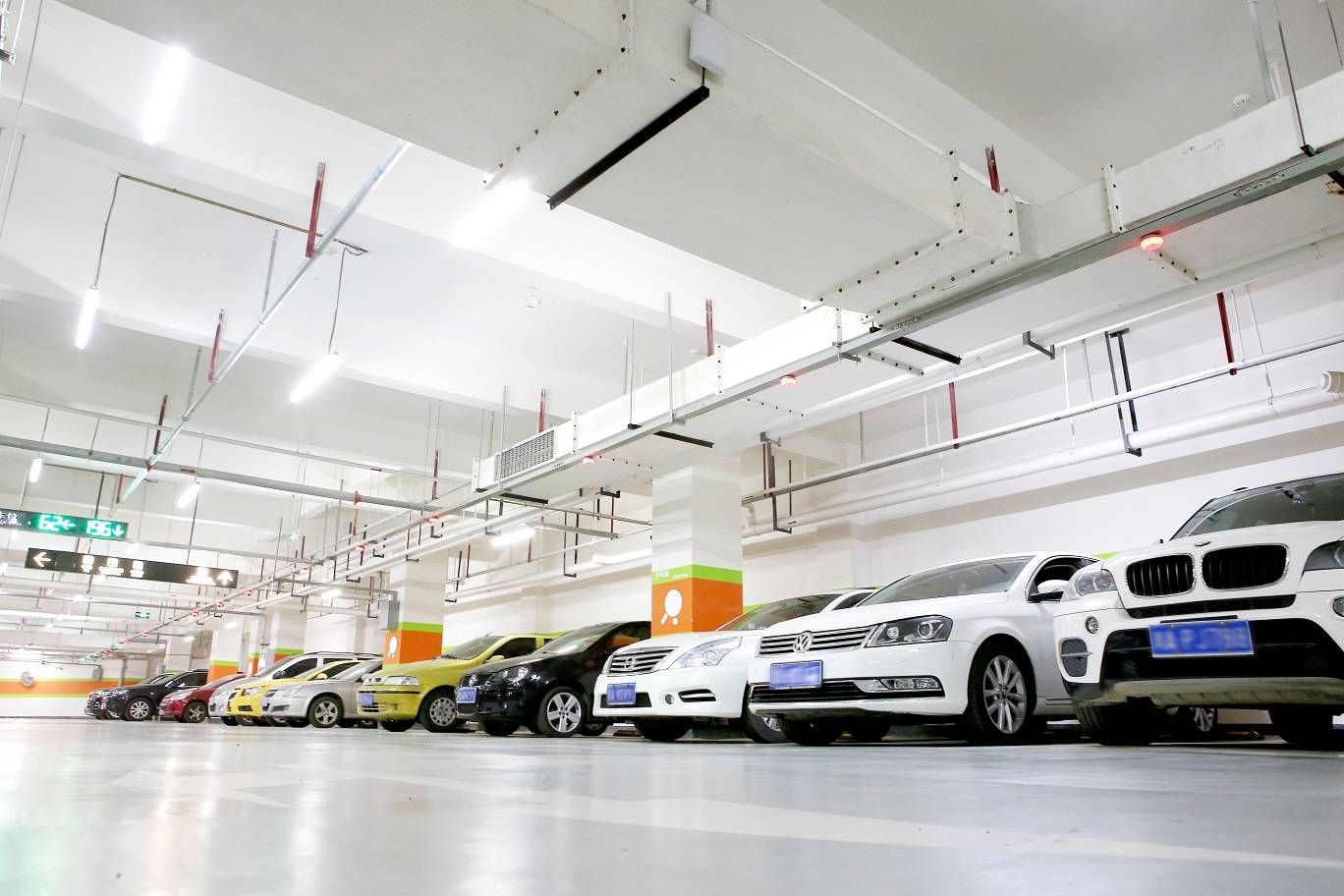 管理良好的商业停车场可以给购物中心带来更多的人和商机