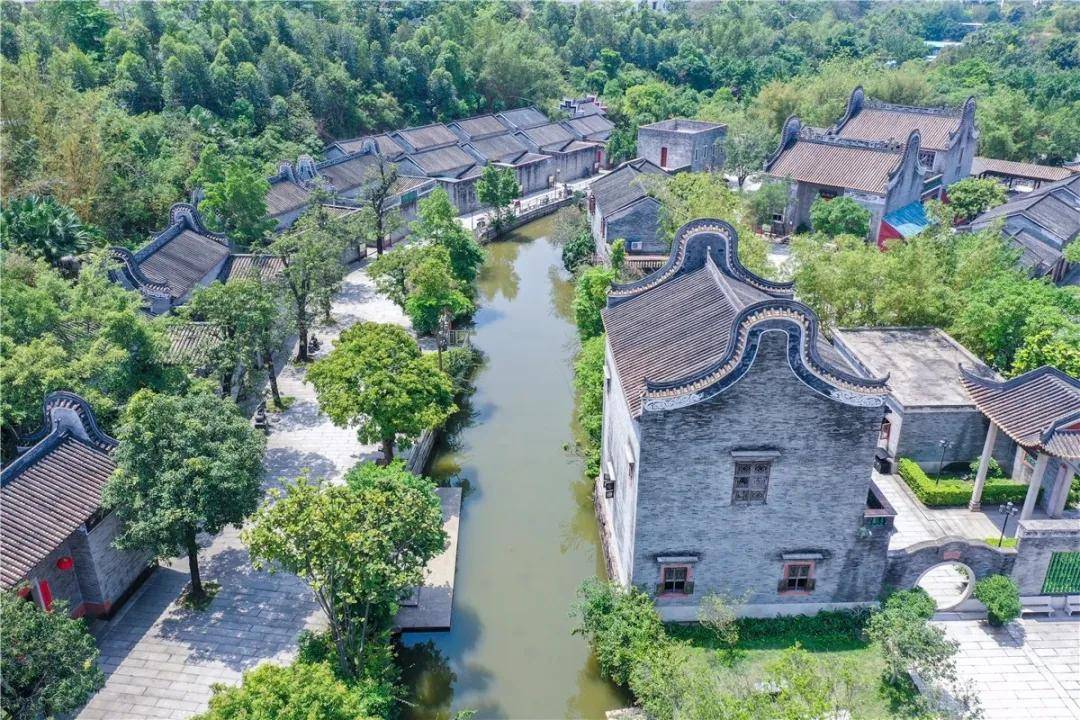 颐杰鸿泰狮子湖景区