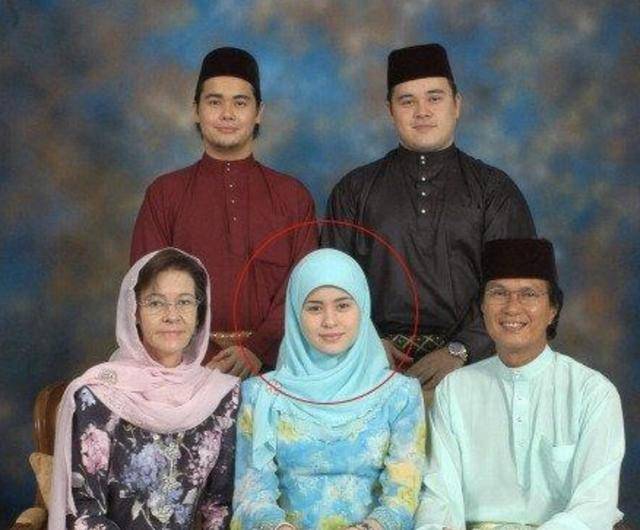她高中毕业嫁入文莱王室,花球都是钻石打造,婚礼花费7个亿