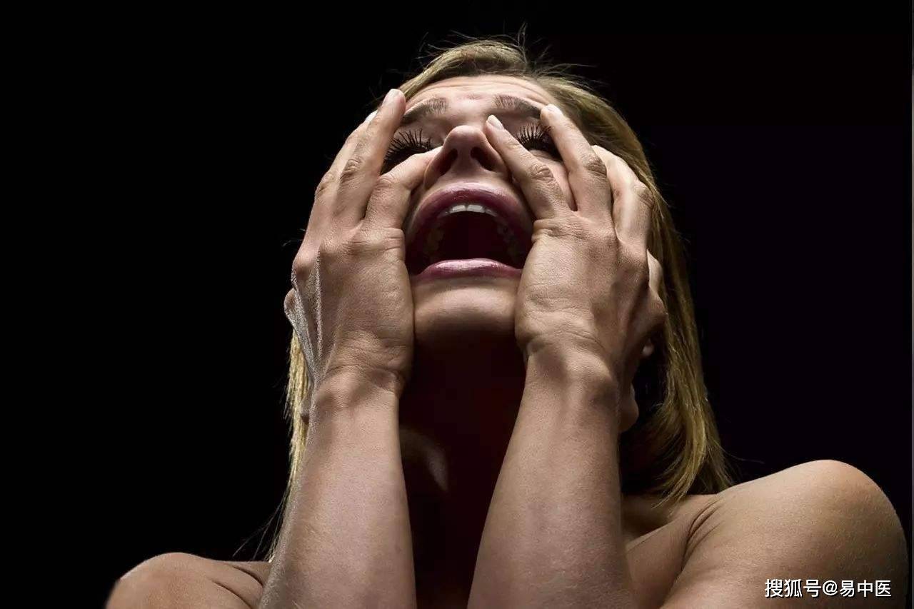 易中医:心脑血管病最怕这4种情绪,一定要学会调节情绪!