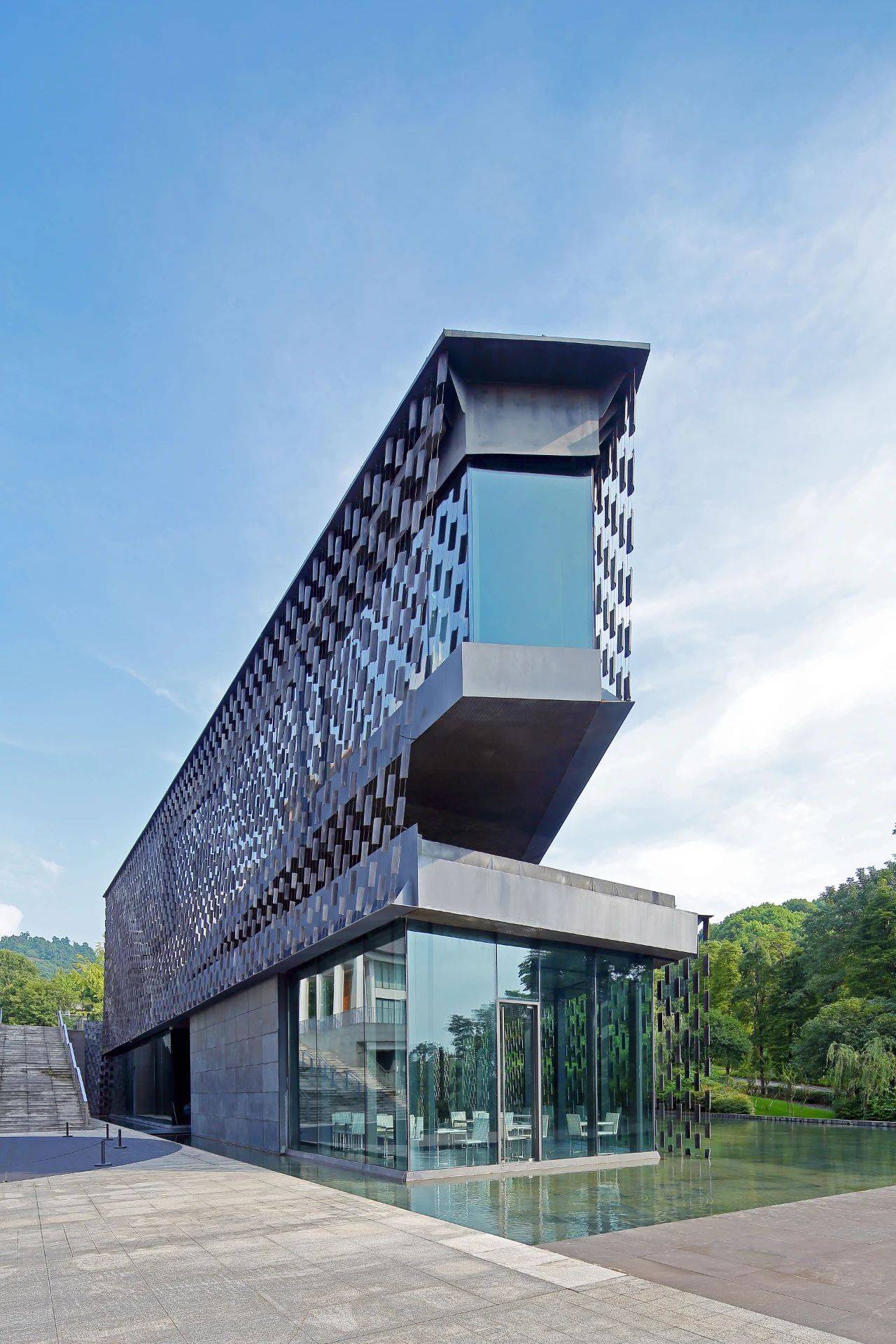 读城〕隈研吾:在成都感受到"一种汉诗的韵律"_建筑