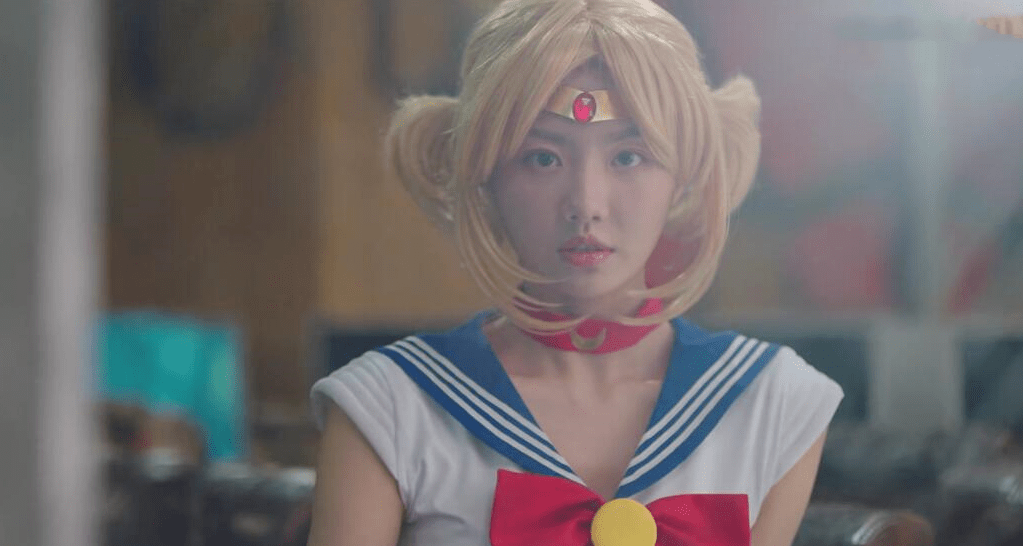 灰印象深刻的当属之前演过《人不彪悍枉少年》中杨肖和美的 潘美烨了