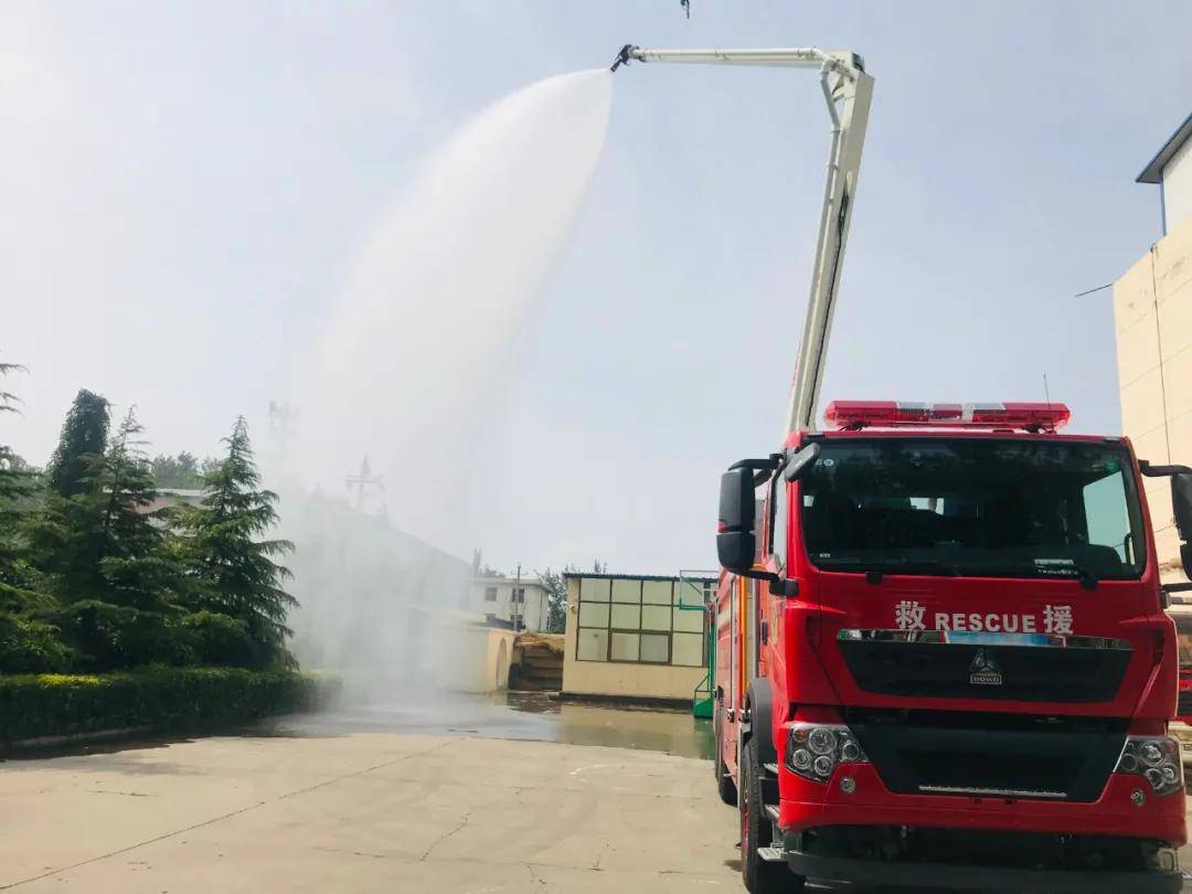 红门喜添"新成员" | 新绛消防新购辆高喷射消防车