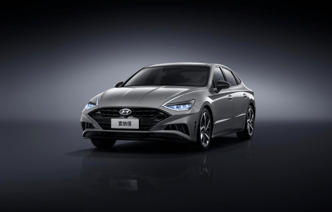 18万起售 第十代索纳塔能否引领北京现代重回巅峰?
