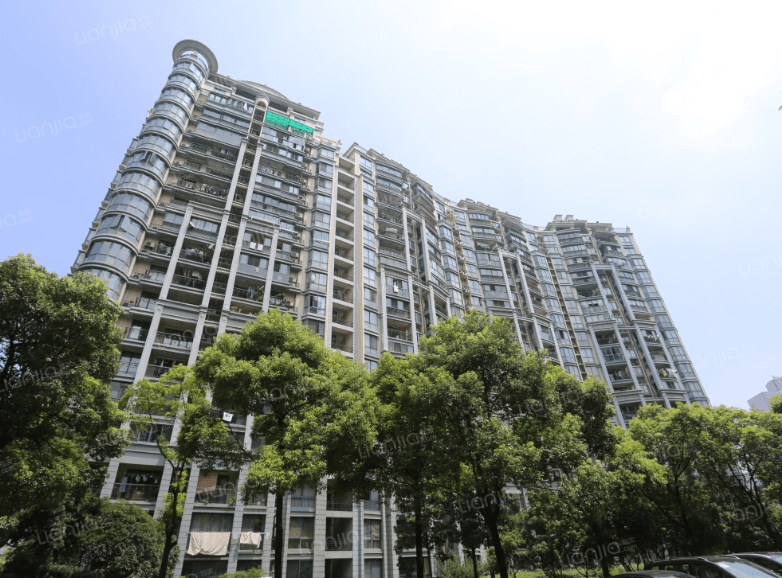 优质法拍房-徐汇-爱建园39号501室