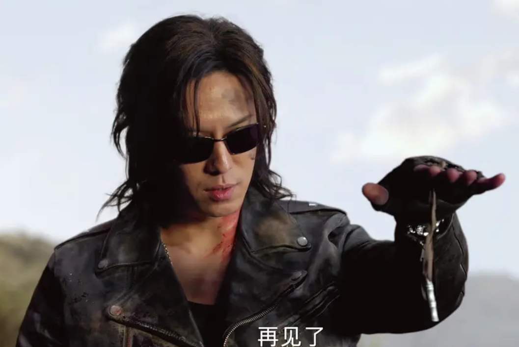 大概率就是因为南派三叔不是个能够完美统筹自己故事时间线的作家罢了