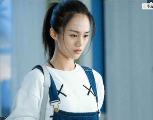 1/ 12 甜美少女是大家对安悦溪最深刻的印象,她从学生时代就一直受到