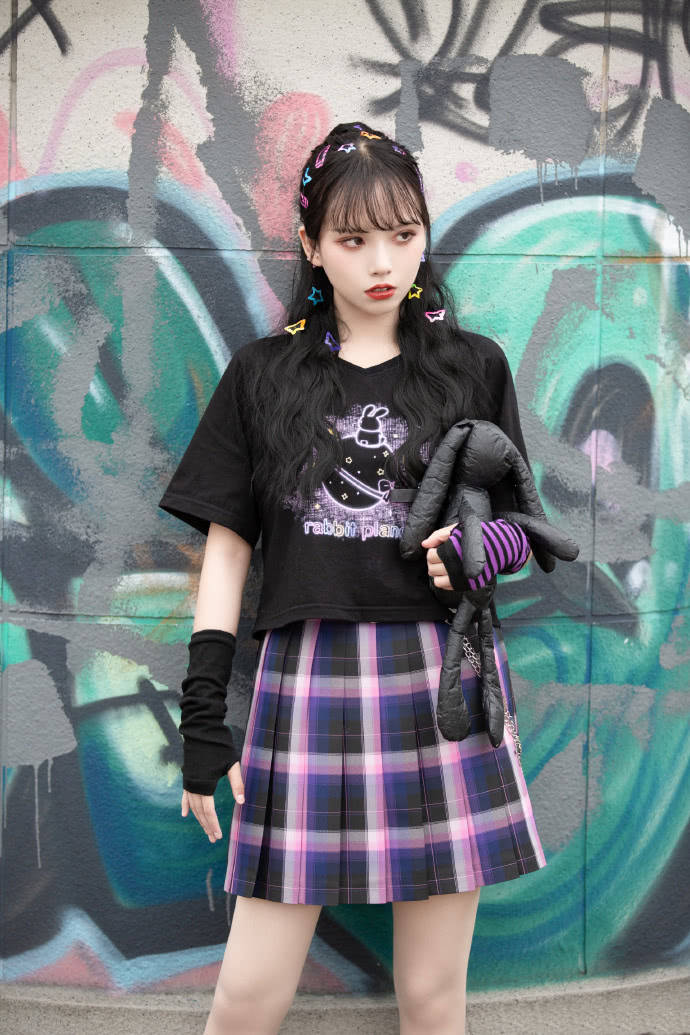 jk少女,这款紫格,让其看上去鬼灵精怪